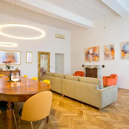 Apartment Casa San Martino, Stylish Flat With Stunning Views Of S Cathedral