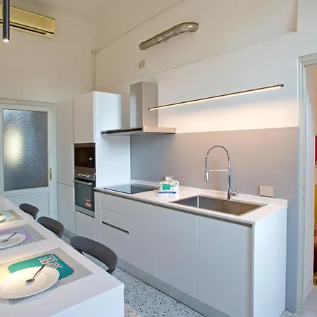 Apartment Casa San Martino, Stylish Flat With Stunning Views Of S Cathedral Lucca